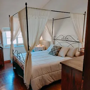 Sui Tetti Apartment